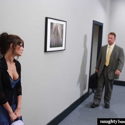 Jenni Lee gets the Professor's cock in class