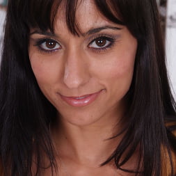 Sexy latina reena cielo se folla